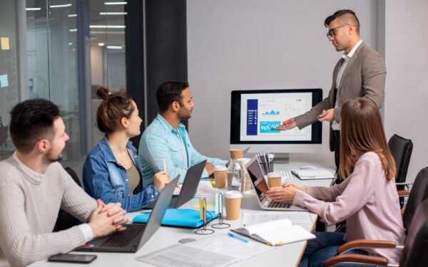 Top Benefits of Hiring a Digital Marketing Agency for Small Businesses in Toronto